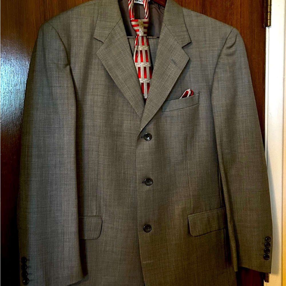 Louis Dell’Olio Men’s Suit